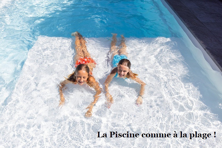 Piscine coque plage immerge